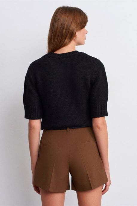 High-Waist Crepe Tailored Shorts - Image 2