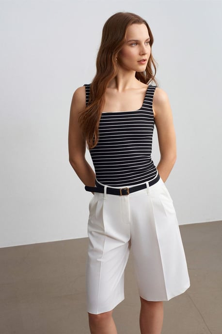 High-waist Belted Woven Tailored Shorts - Image 2