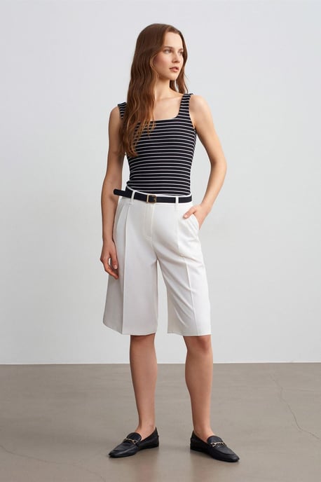 High-waist Belted Woven Tailored Shorts - Image 4