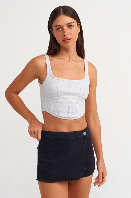 Högmidjad jeanskjol - Image 4