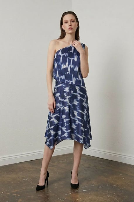 Asymmetrisk Satinblus och Midikjol Set - Image 3