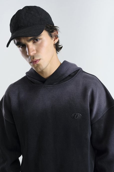 Hoodie i stickat material - Image 4