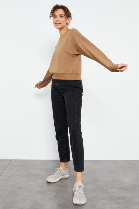 Damskönt Crew Neck Sweatshirt - Image 4