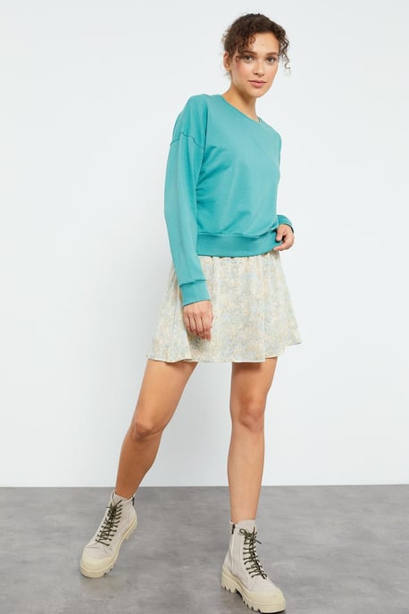 Women's Relaxed Crew Neck Sweatshirt - Image 4