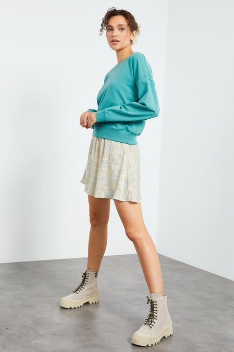 Women's Relaxed Crew Neck Sweatshirt - Image 6