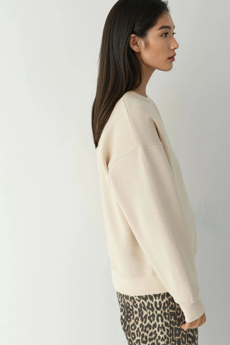 Comfort Animal Pattern Embroidered Raised Crew Neck Sweatshirt - Image 3