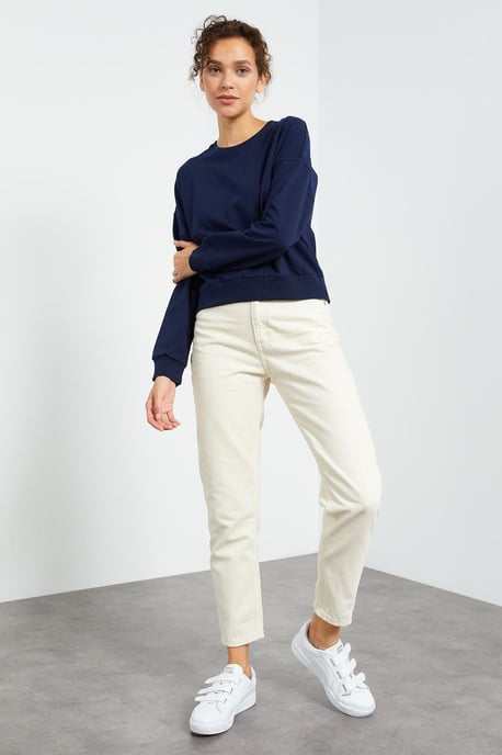 Women's Relaxed Crew Neck Sweatshirt - Image 2