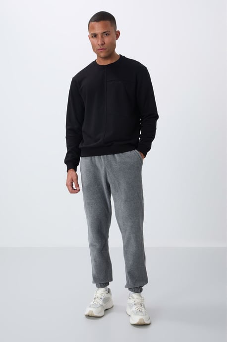 Herrsolid sweatshirt med rundad hals - Image 2