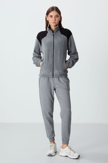 Oversized Color Block Half-Zip Sweatshirt - Image 2
