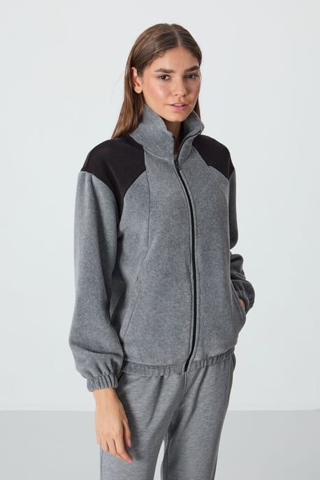 Oversized Color Block Half-Zip Sweatshirt - Image 3