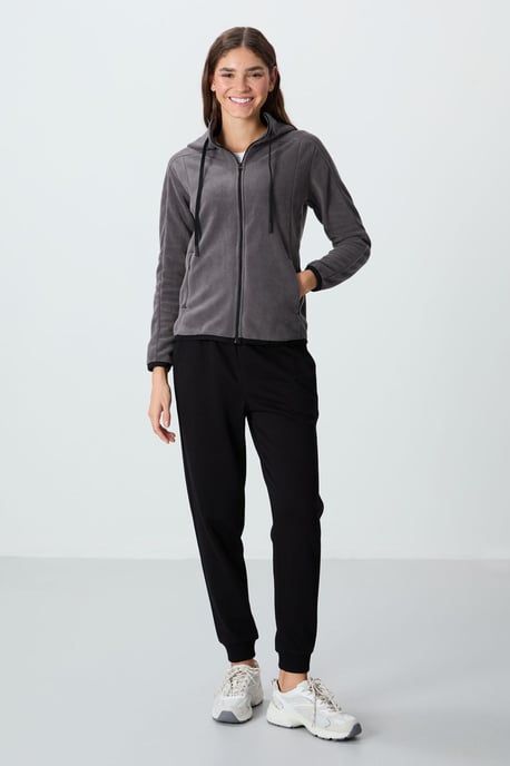 Women's Plush Zip-up Hooded Sweatshirt - Image 4