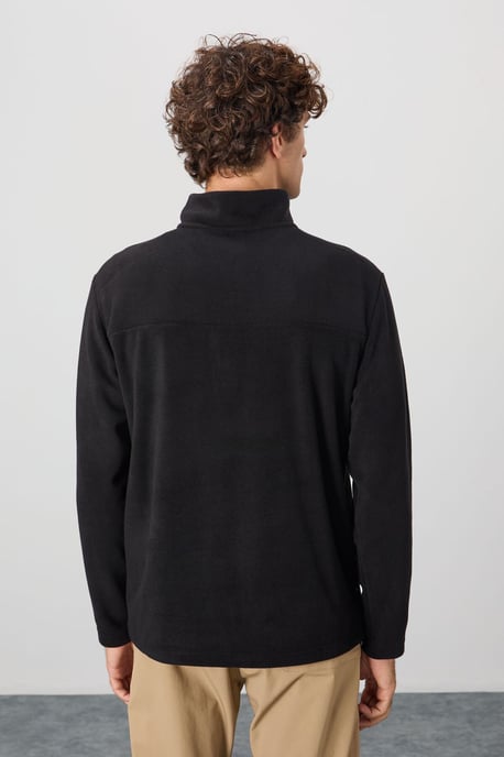 Men's Plush Half-Zip Sweatshirt - Image 5