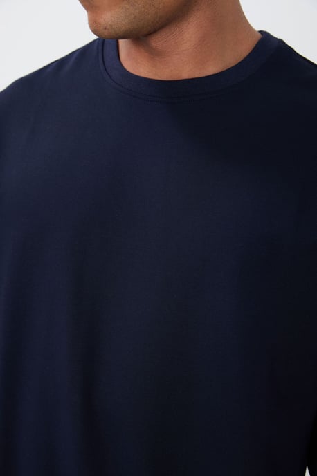 Men's Plain Crew Neck Sweatshirt - Image 3