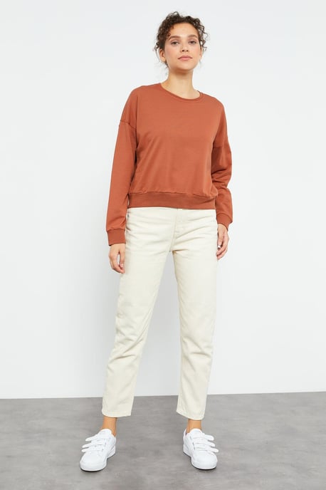 Women's Relaxed Crew Neck Sweatshirt - Image 5