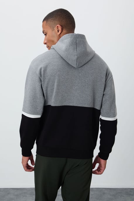Men's Color-Blocked Hooded Sweatshirt - Image 5