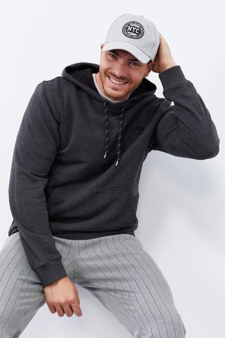 Men's Solid Hooded Sweatshirt With Pocket - Image 1