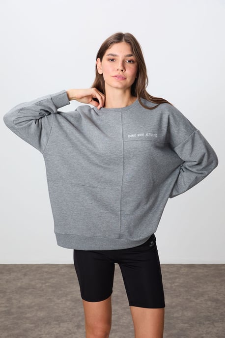 Oversized Crewneck Sweater - Image 4