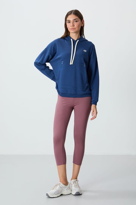 Oversized Hooded Sweatshirt With Pocket - Image 4