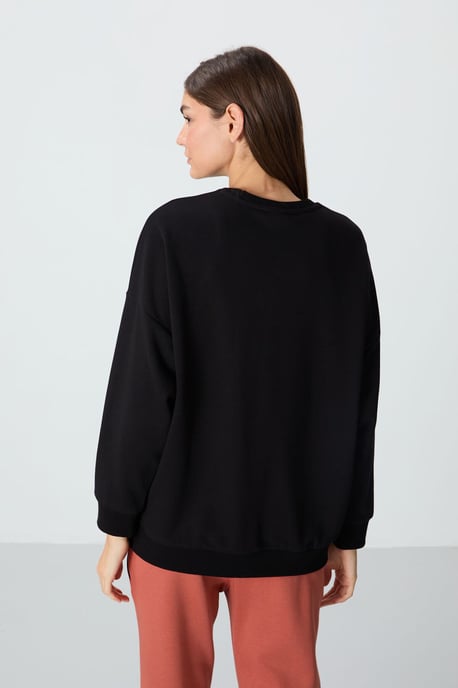 Oversized Crewneck Sweater - Image 5