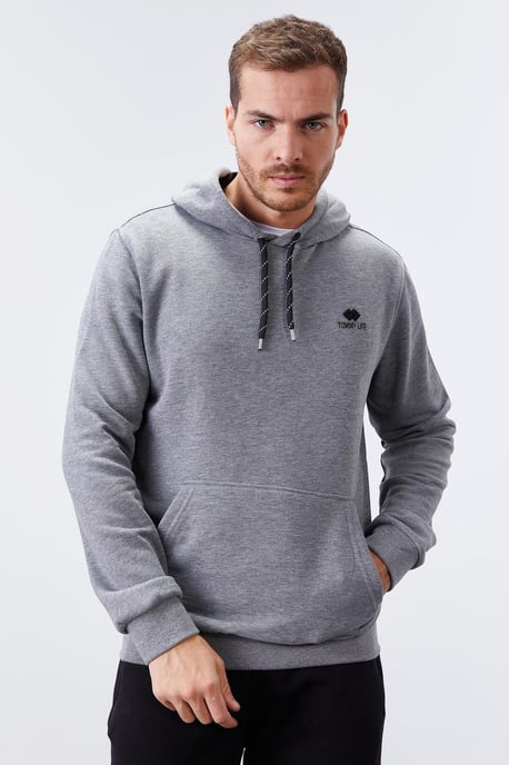 Men's Solid Hooded Sweatshirt With Pocket - Image 3