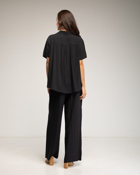 Set van overhemd con korte mouwen en elastische broek met zakken - Image 2
