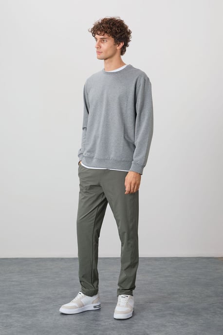 Men's Plain Crew Neck Sweatshirt - Image 3