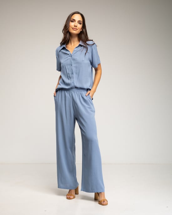 Set van overhemd con korte mouwen en elastische broek met zakken - Image 1