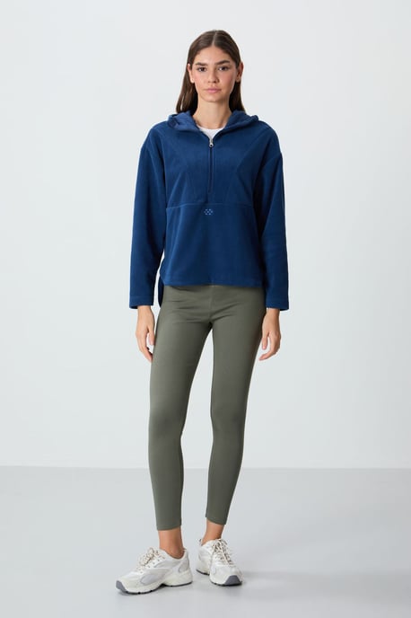 Oversized Pluche Half-zip Hoodie - Image 2