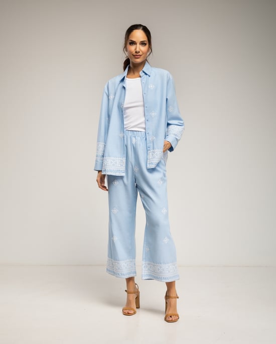 Set van geborduurd overhemd en broek, met elastische taille en zakken - Image 1