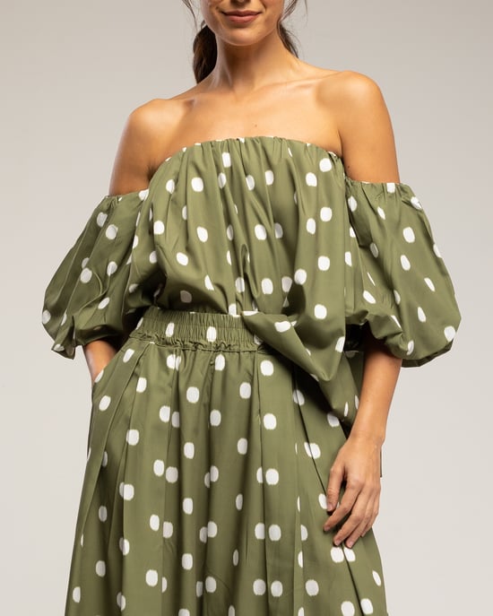 Set van stippenbroek en top, top met elastische boothals en wijde broek met zakken - Image 4