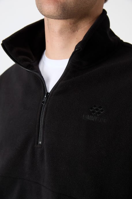 Men's Slim Fit Half-zip Plush Sweatshirt - Image 3