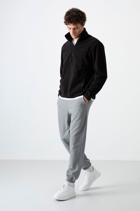 Men's Slim Fit Half-zip Plush Sweatshirt - Image 4