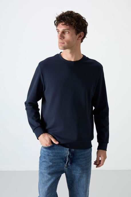 Men's Plain Crew Neck Sweatshirt - Image 2