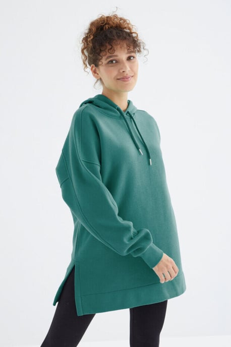 Oversized Hooded Sweatshirt With Pocket - Image 4