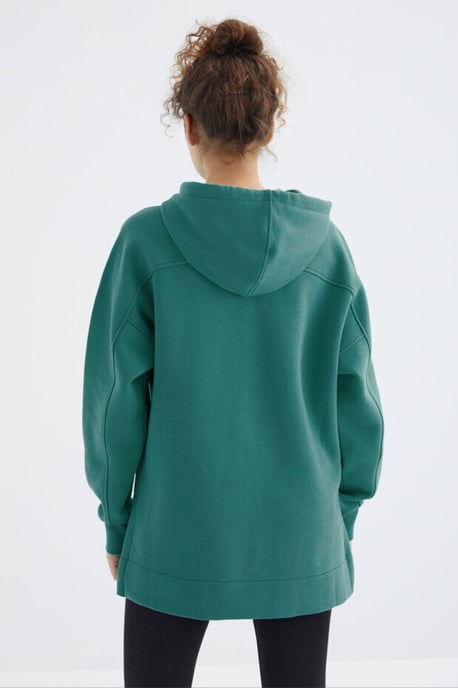 Oversized Hooded Sweatshirt With Pocket - Image 6