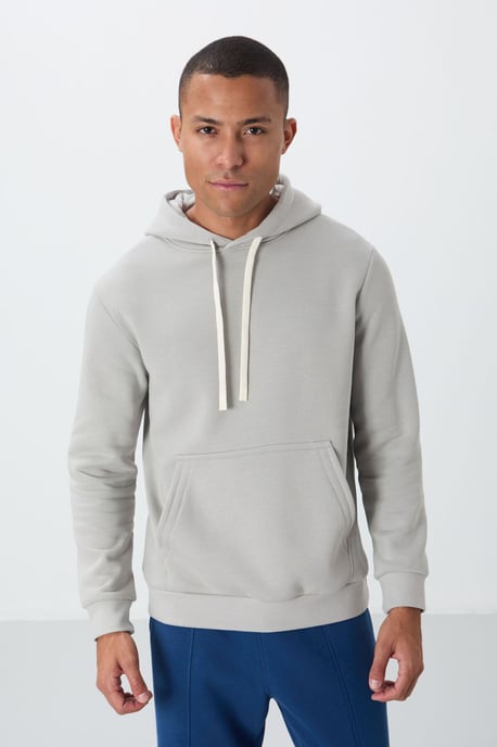 Men's Solid Hooded Sweatshirt With Pocket - Image 4