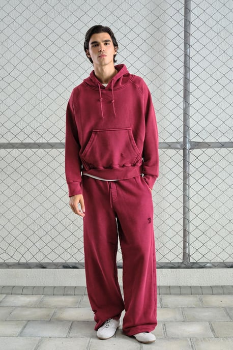 Hoodie med dragsko och ficka - Image 1