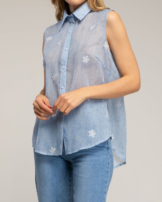 Semi-transparent sleeveless shirt with embroidered flowers - Image 3