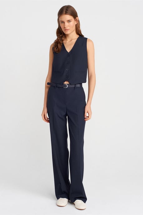 Cropped V-neck Button Waistcoat - Image 3