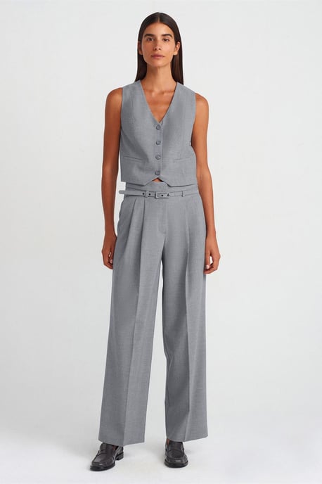 Crop Crepe Waistcoat With Button Closure - Image 3
