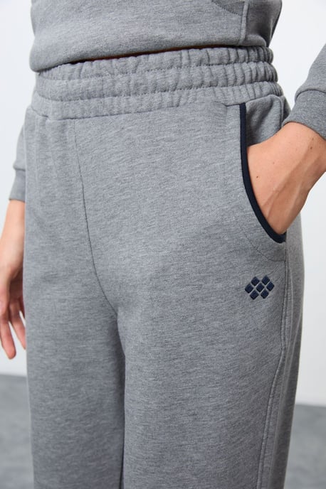 Kleurgeblokte Fleece Trainingsoutfit Set - Image 6