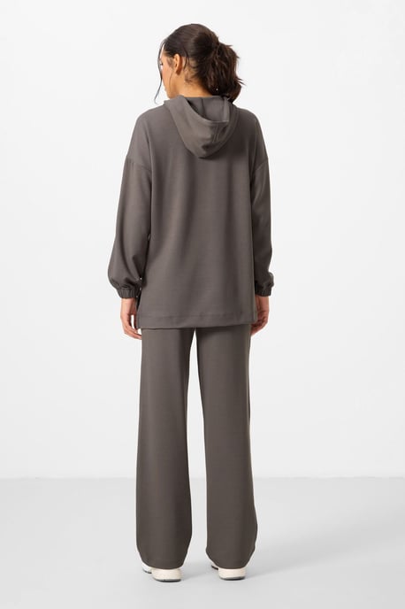 Oversized Hooded Sweatshirt And Wide-Leg Pants Set - Image 5
