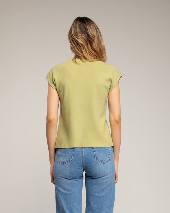 Mouwloze effen gebreide top met een ronde hals. - Image 2