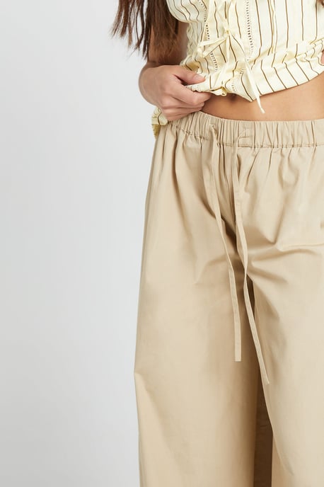 Cotton Poplin Cargo Trousers - Image 4