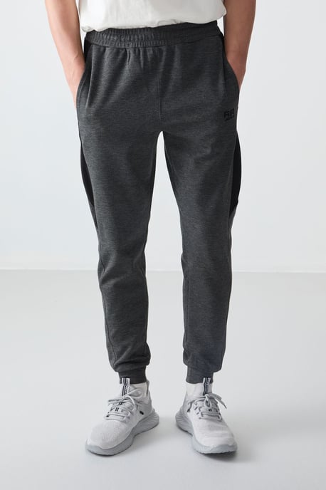 Herrars regular-fit fleecebyxor - Image 2