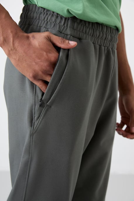 Men's Regular Fit Cotton Blend Sweatpants - Image 2