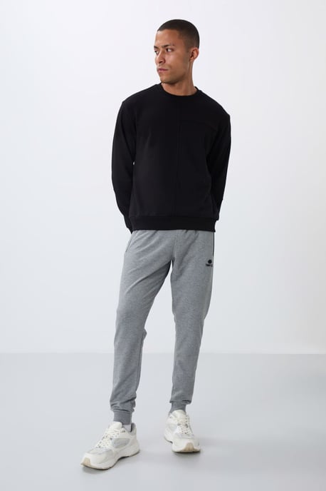 Men's Jogger Sweatpants With Zip Pocket - Image 3