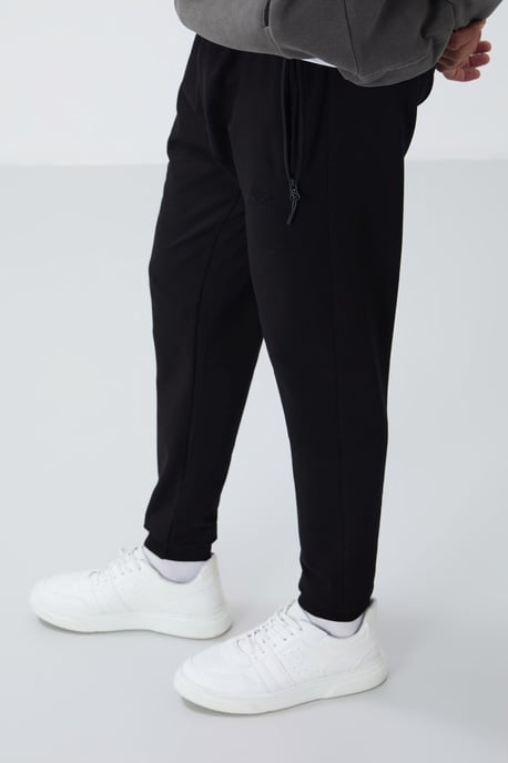 Men's Jogger Sweatpants With Zip Pocket - Image 3