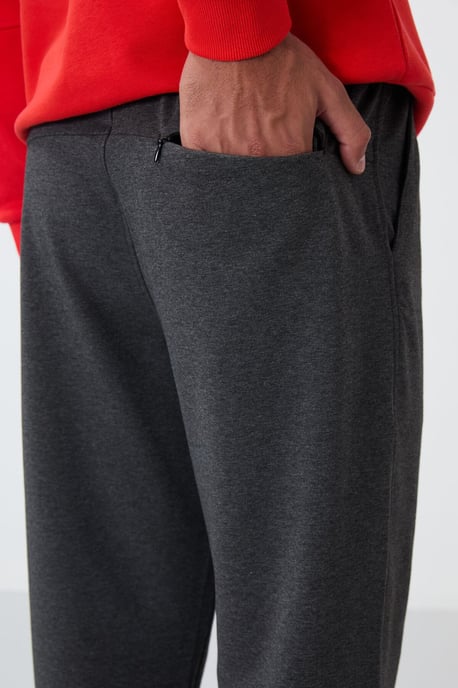 Heren Regular-Fit Katoenmengsel Sweatpants - Image 4