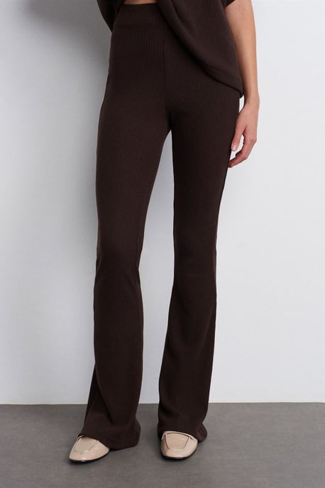 High-Waist Flare Knit Pants - Image 5